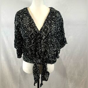 Lovestitch black white and gray tie front top size small